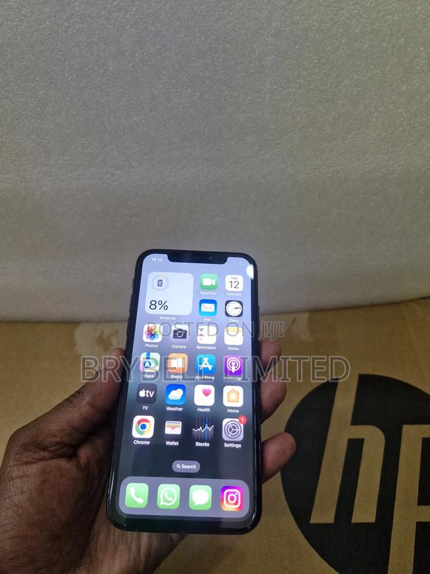 Apple iPhone X 64 GB Black - thumbnail 4