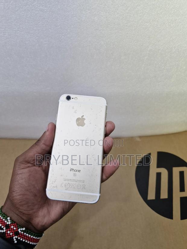 Apple iPhone 6s 64 GB Gold - thumbnail 3
