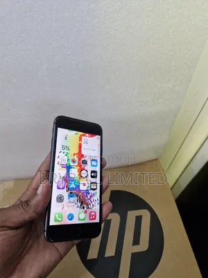 Apple iPhone 8 64 GB Black