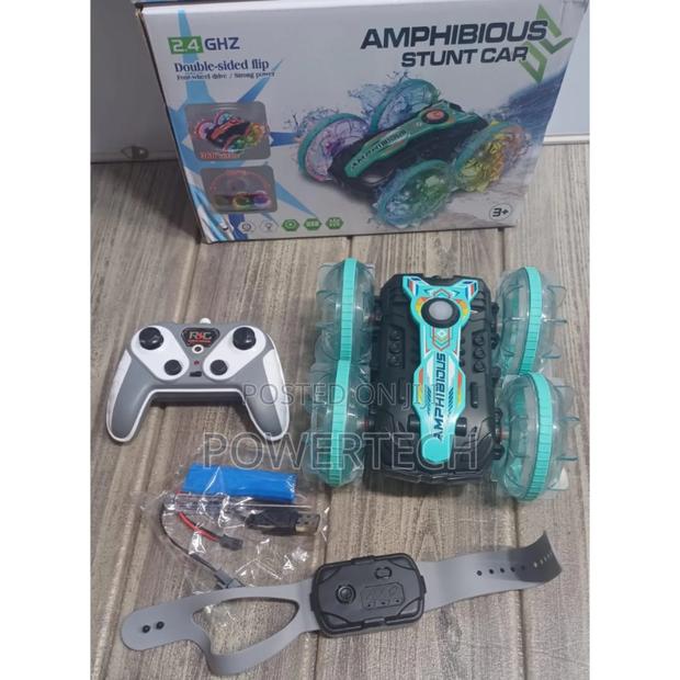 *Amphibious Stunt Car - main view