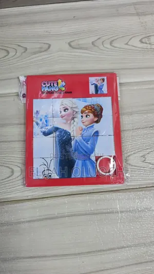 Cartoon Theemed Plastic Puzzles.