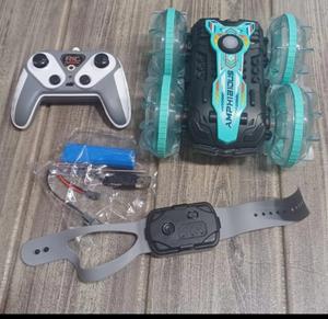 Amphibious Stunt Car - thumbnail 2