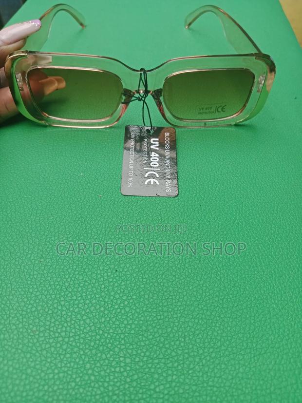 Unisex Uv Protect Stylish Sunglasses - main view