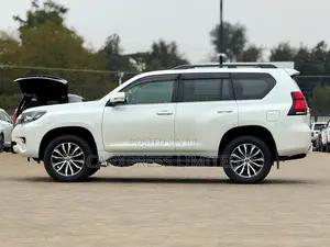 Toyota Land Cruiser Prado 2020 White