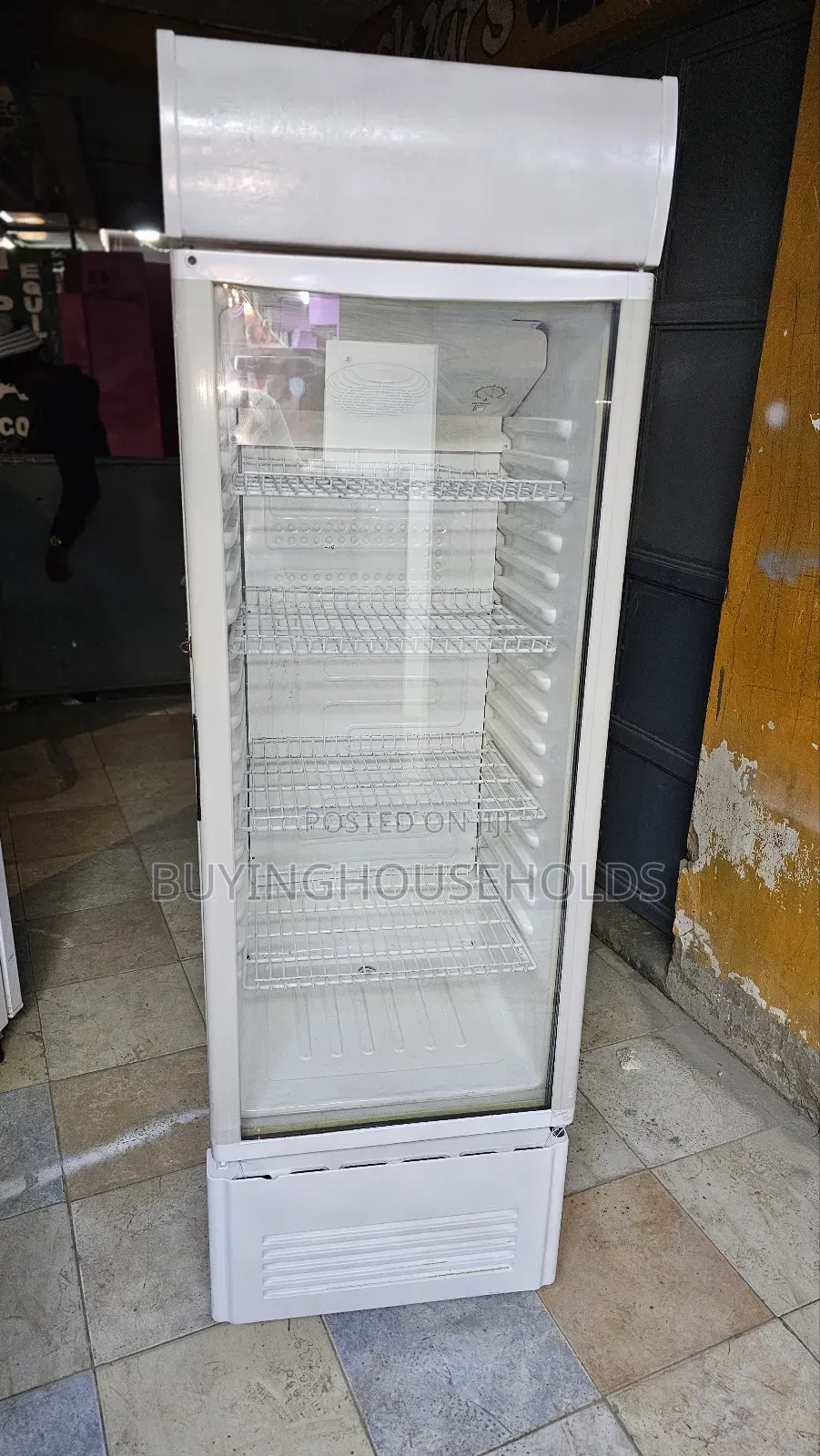 Ramtons 250l Showcase Display Fridge