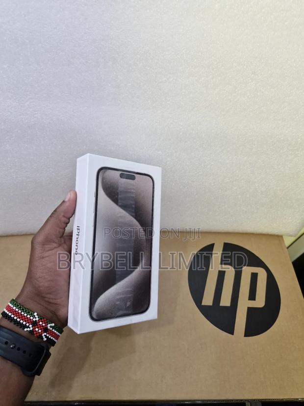 New Apple iPhone 15 Pro Max 256 GB White - main view