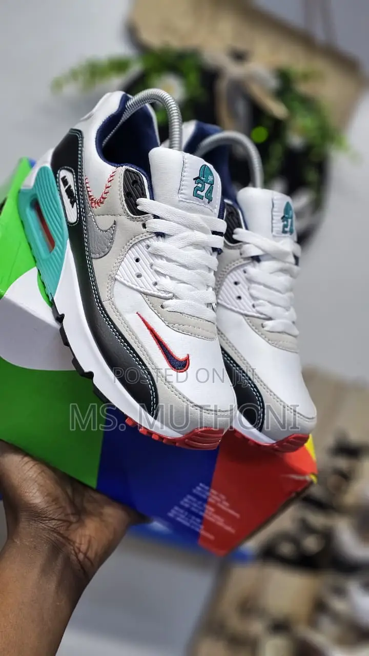 Assorted New New Airmax 90s 36/37/38/39/40/41/42/43/44/45