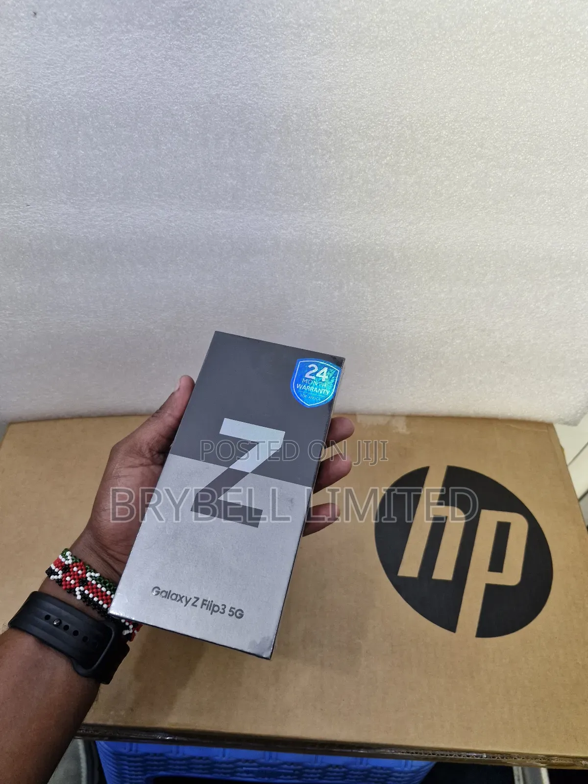 New Samsung Galaxy Z Flip3 5G 128 GB Black