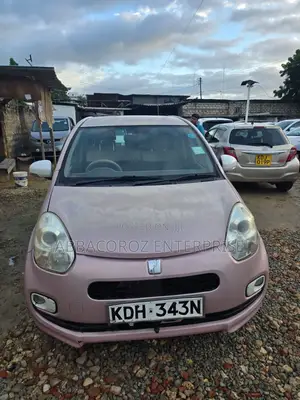 Toyota Passo 1.0 AWD 2015 Pink