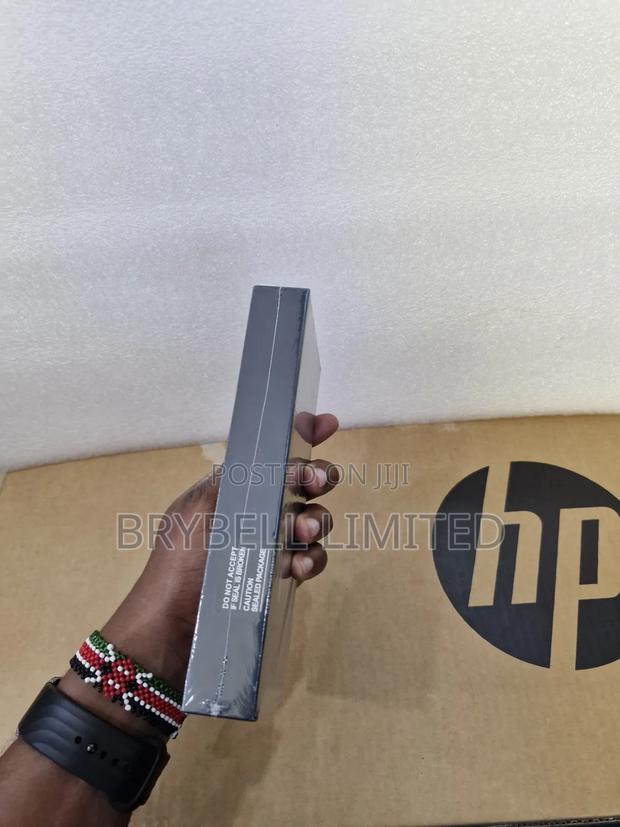 New Samsung Galaxy Z Flip6 256 GB Silver - thumbnail 2