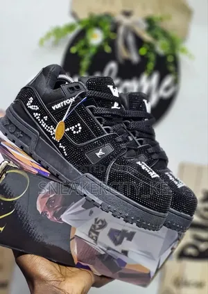 Lv Max Glitters