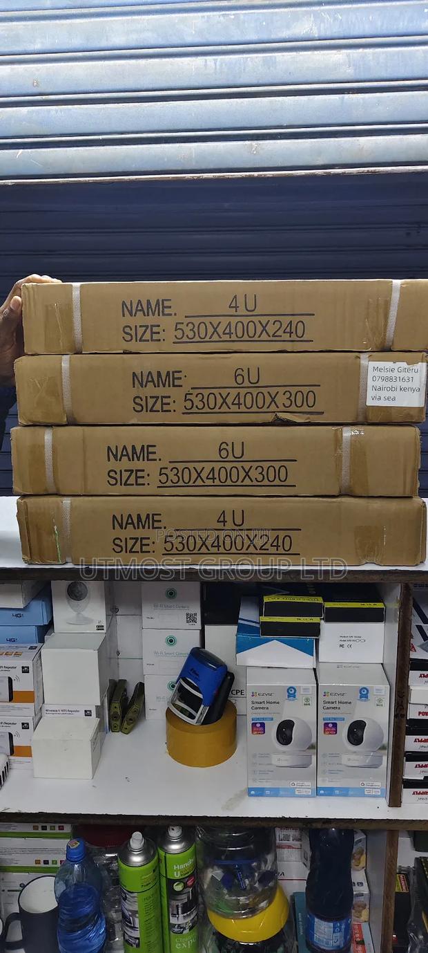 4u Data Cabinet With Ventilation Lock - thumbnail 3