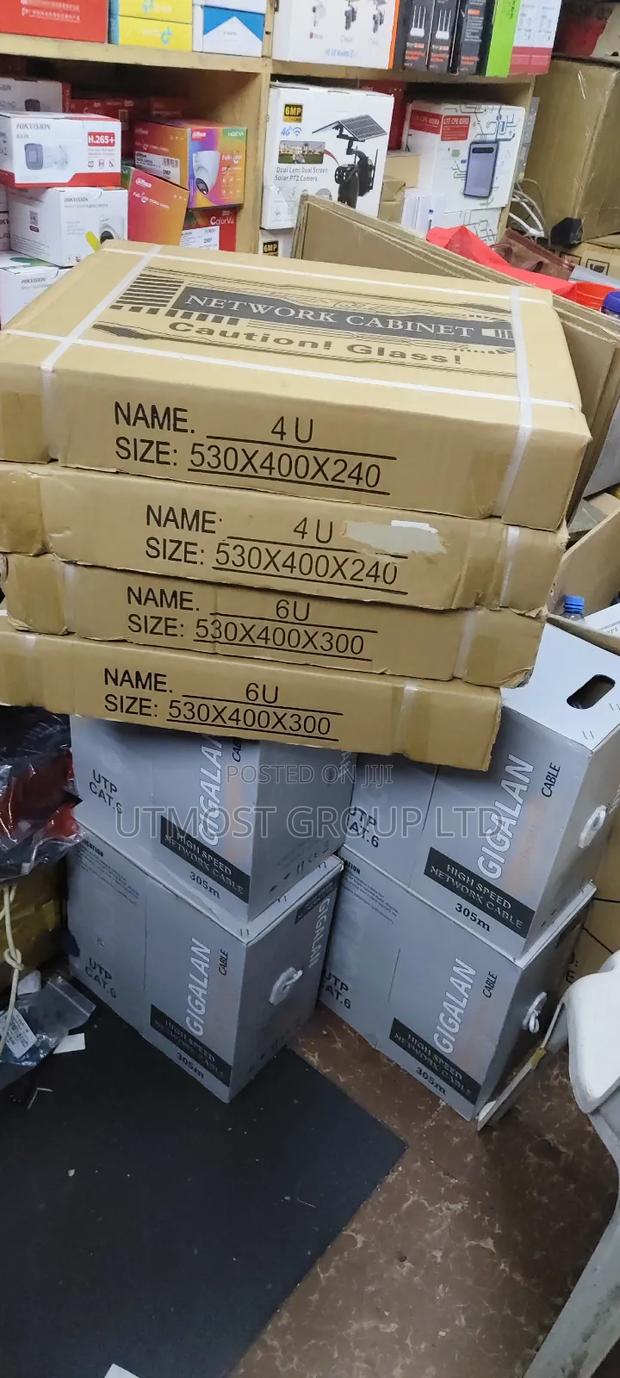 4u Rack Cabinet – Secure Space-Saving - thumbnail 3