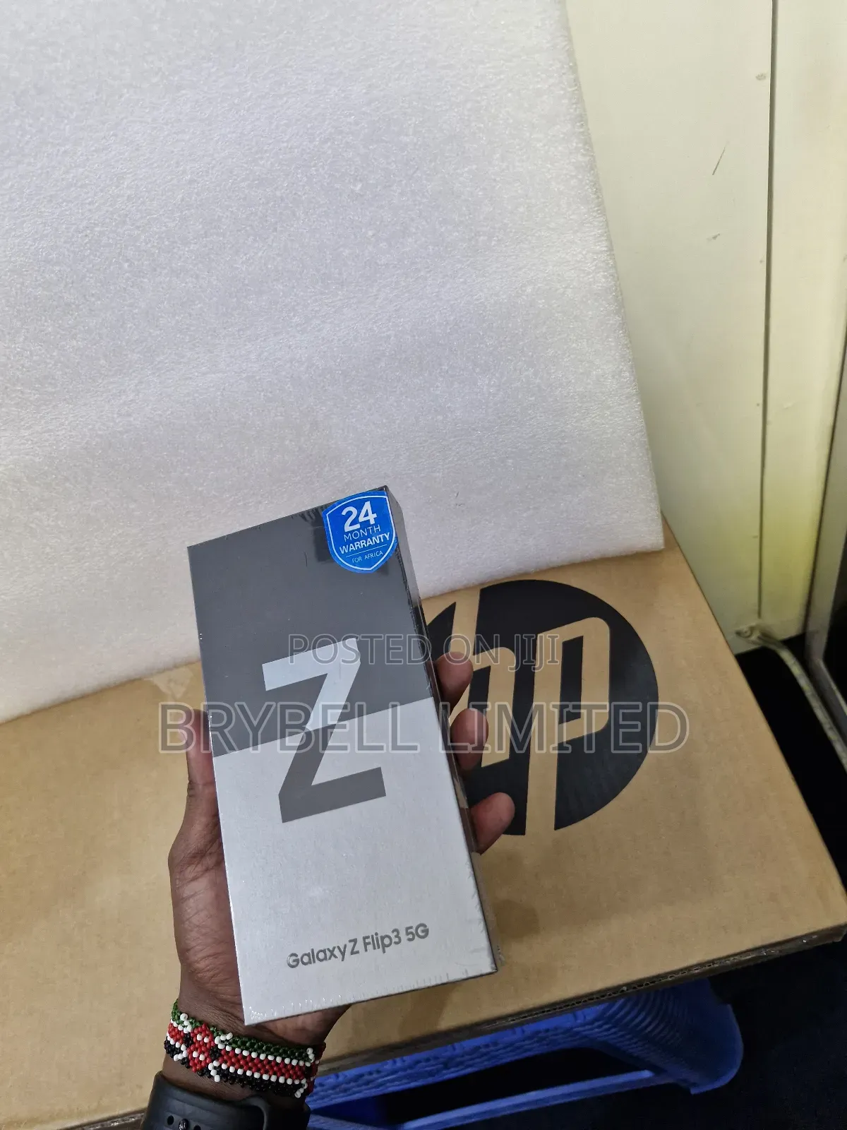 New Samsung Galaxy Z Flip3 5G 256 GB Purple