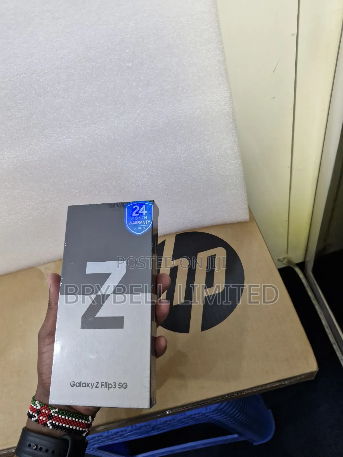 New Samsung Galaxy Z Flip3 5G 256 GB Purple