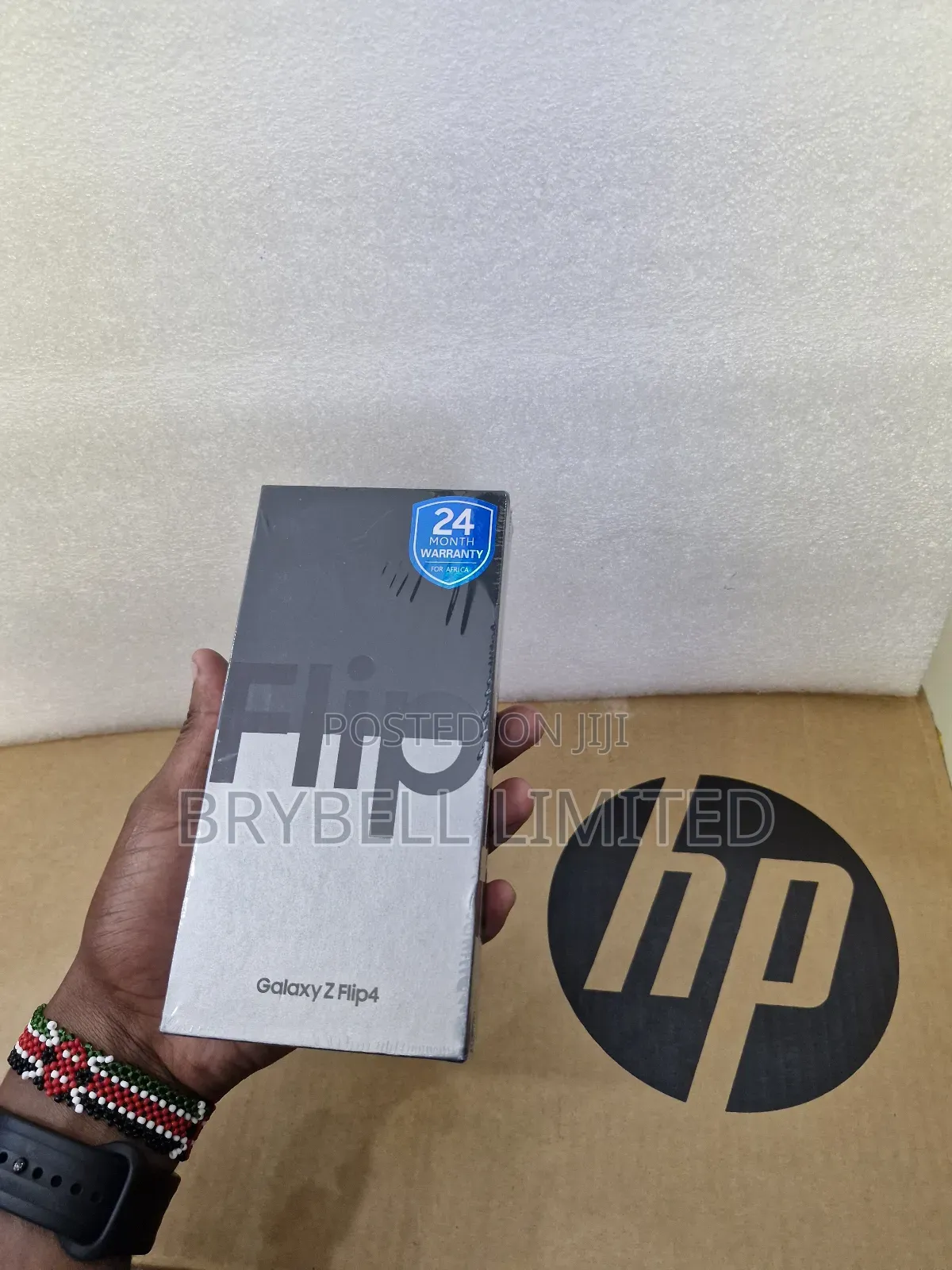 New Samsung Galaxy Z Flip4 256 GB Blue