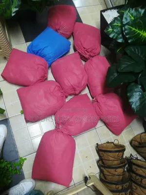 Fine Sawdust for Home Decor Vases