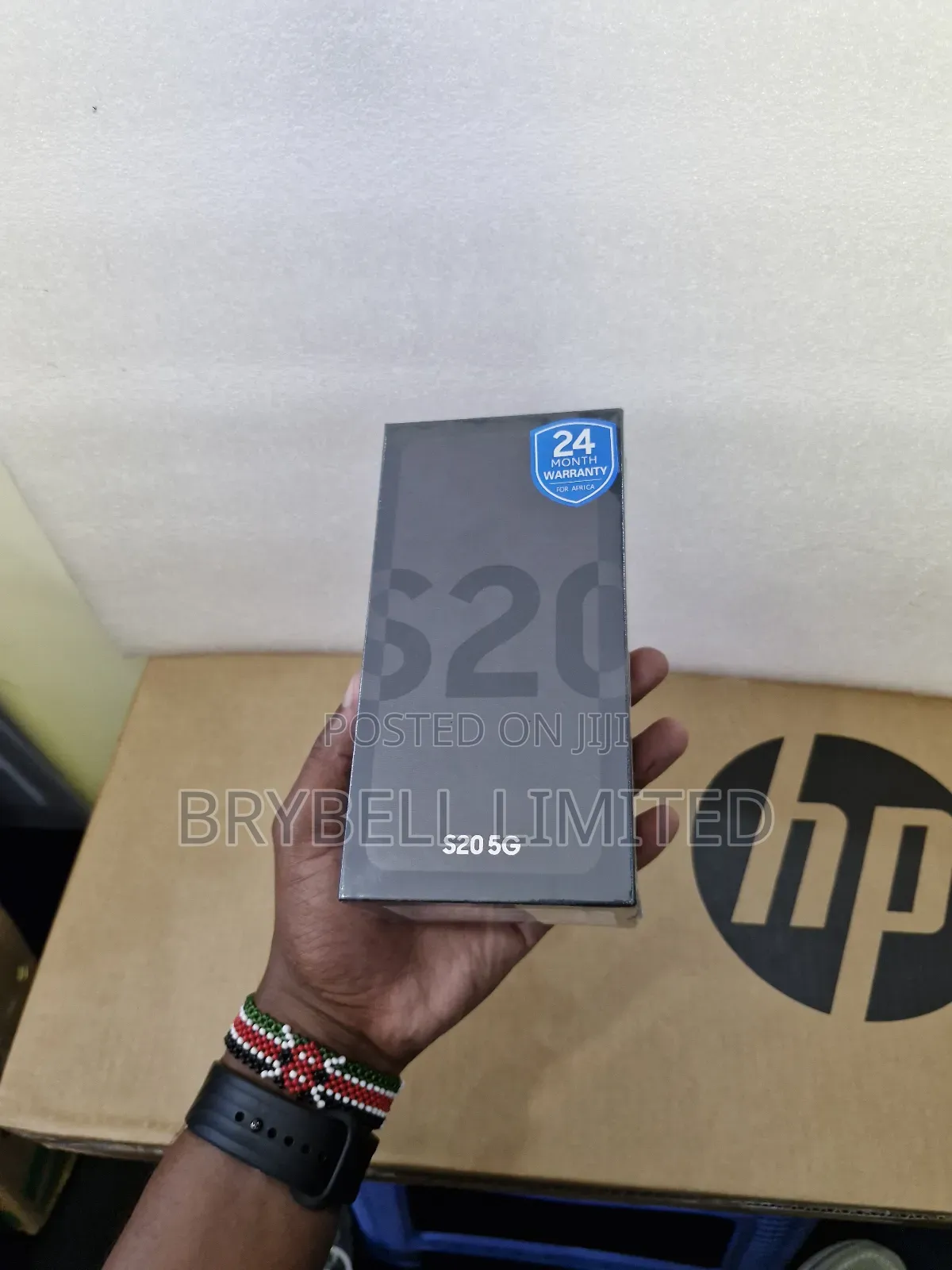 New Samsung Galaxy S20 128 GB Blue
