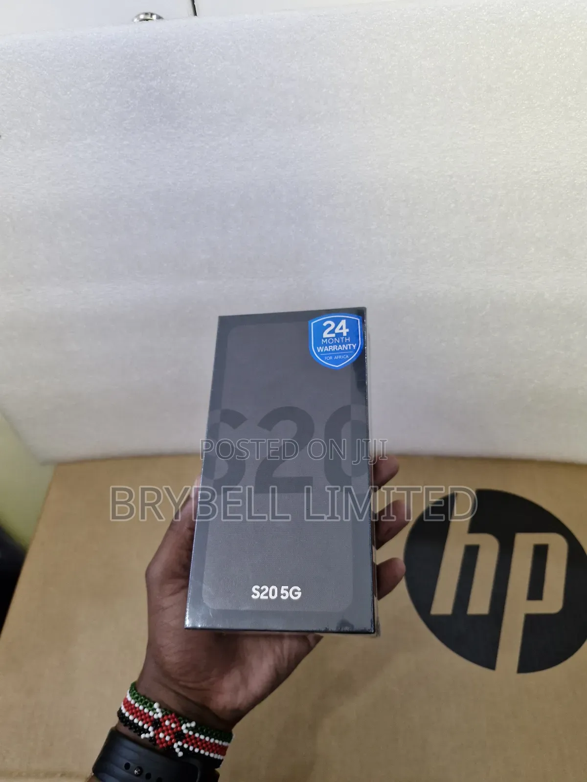 New Samsung Galaxy S20 128 GB Blue