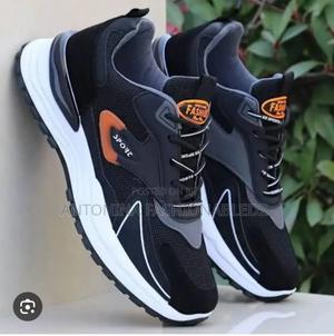 Unisex Shoes - thumbnail 2