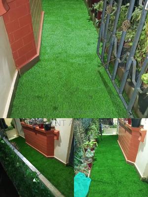 Soft and Realistic Fake Grass for Home and Office Use - thumbnail 2