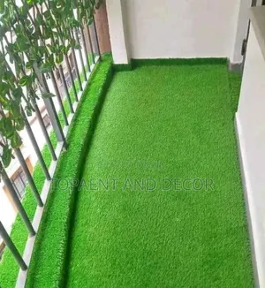 Thick Soft Artificial Grass Carpet for Natural Look