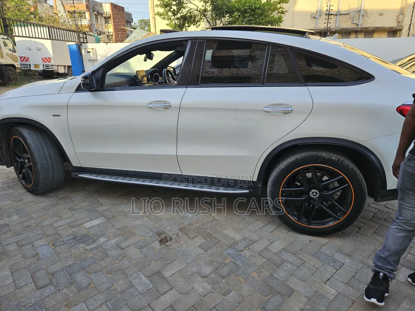 Mercedes-Benz GLE-Class 2019 White