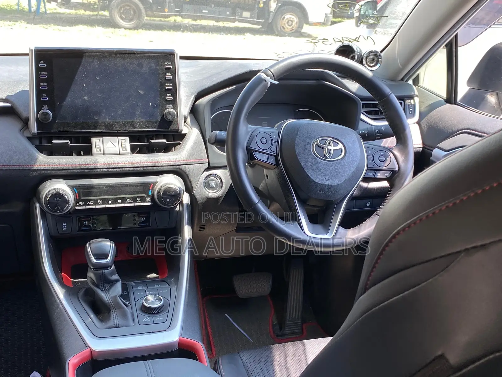 Toyota RAV4 Adventure 2019 White