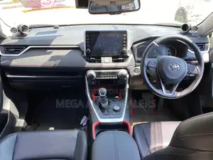 Toyota RAV4 Adventure 2019 White