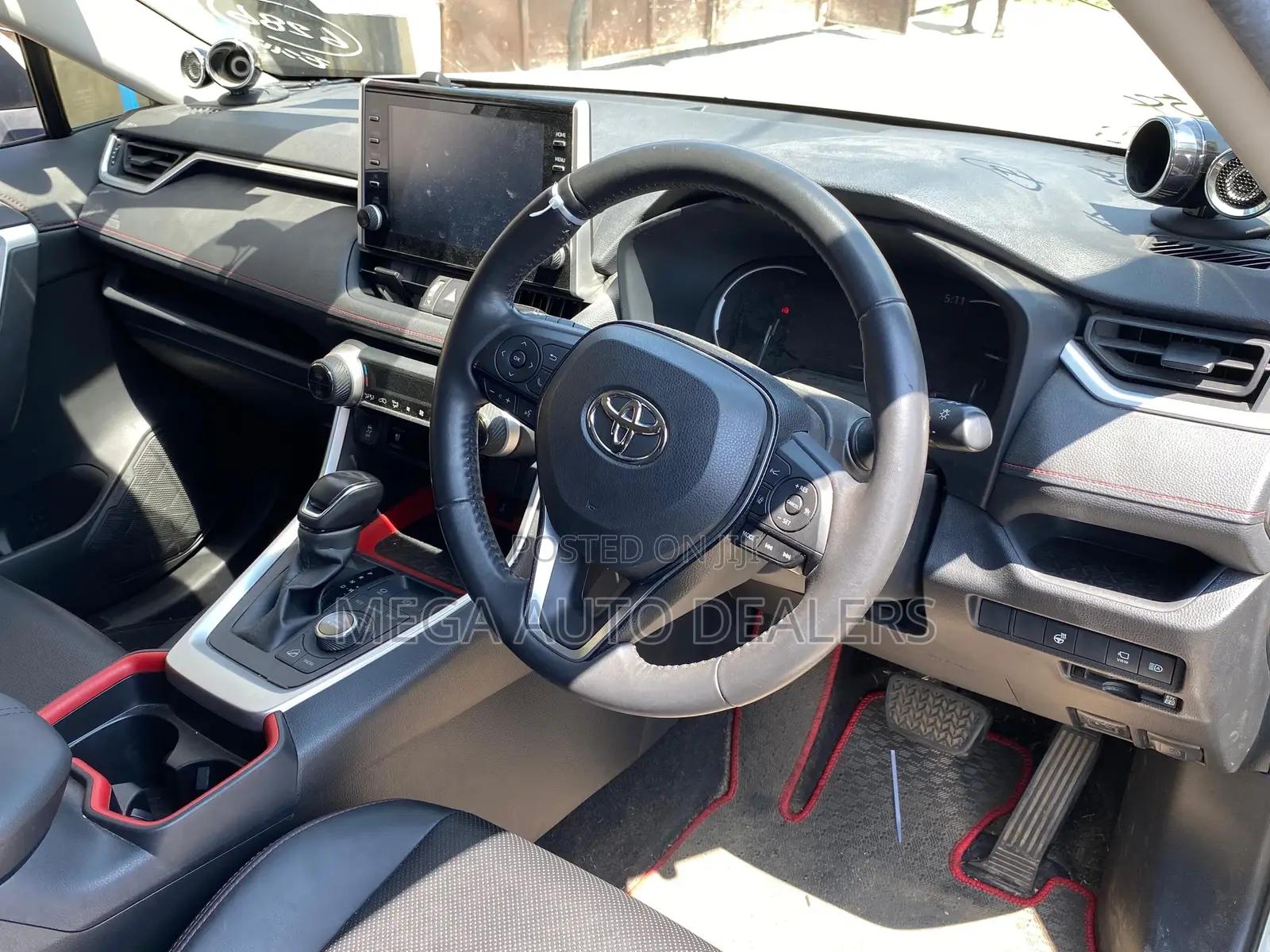 Toyota RAV4 Adventure 2019 White