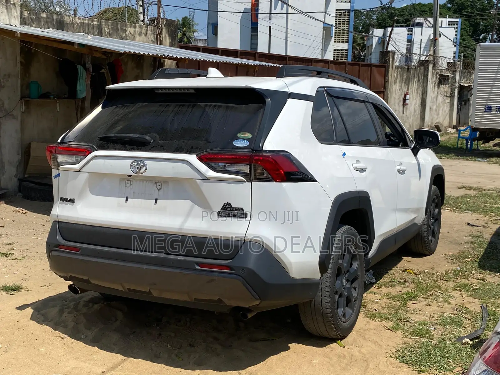 Toyota RAV4 Adventure 2019 White