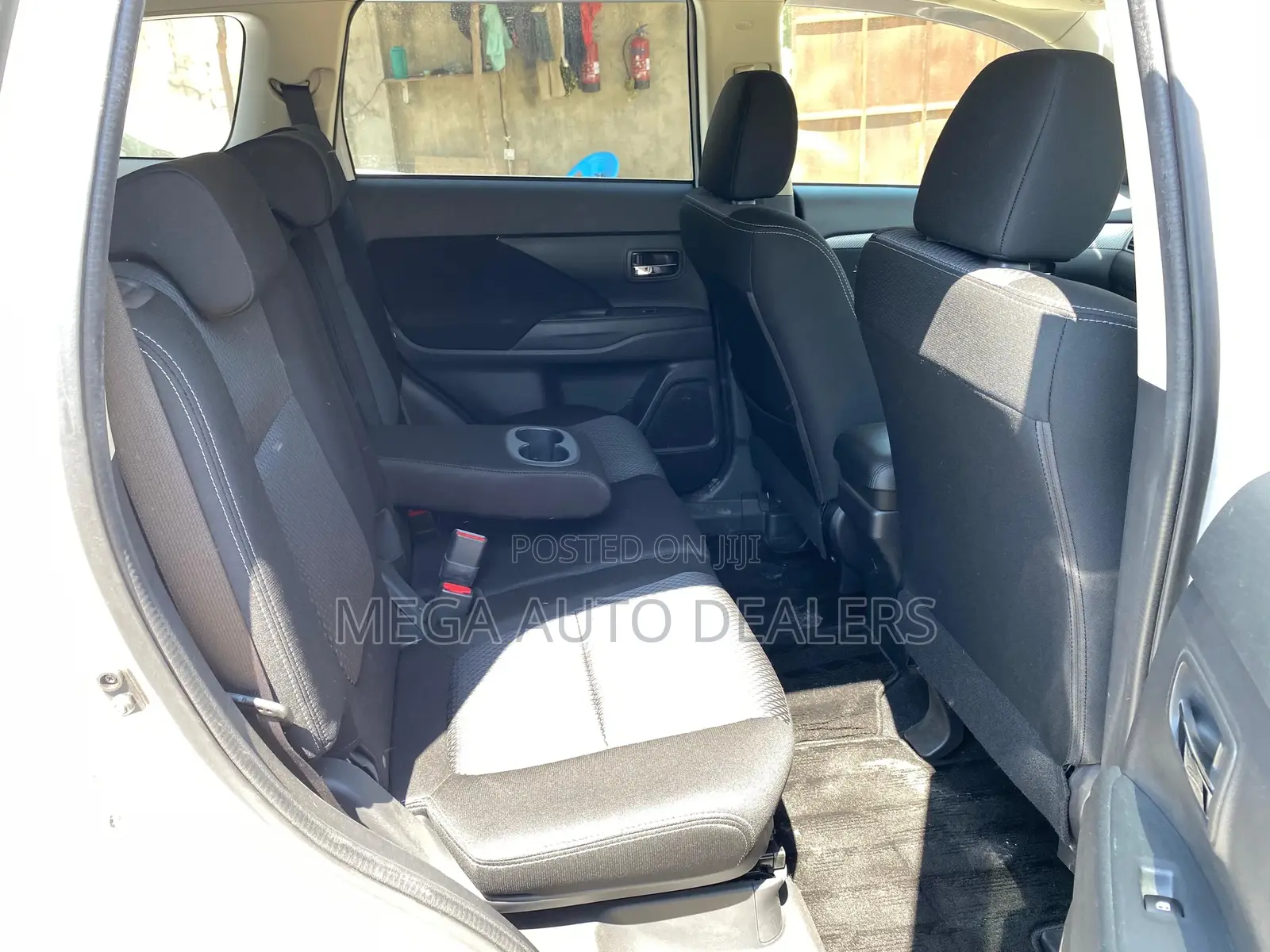 Mitsubishi Outlander 2018 White
