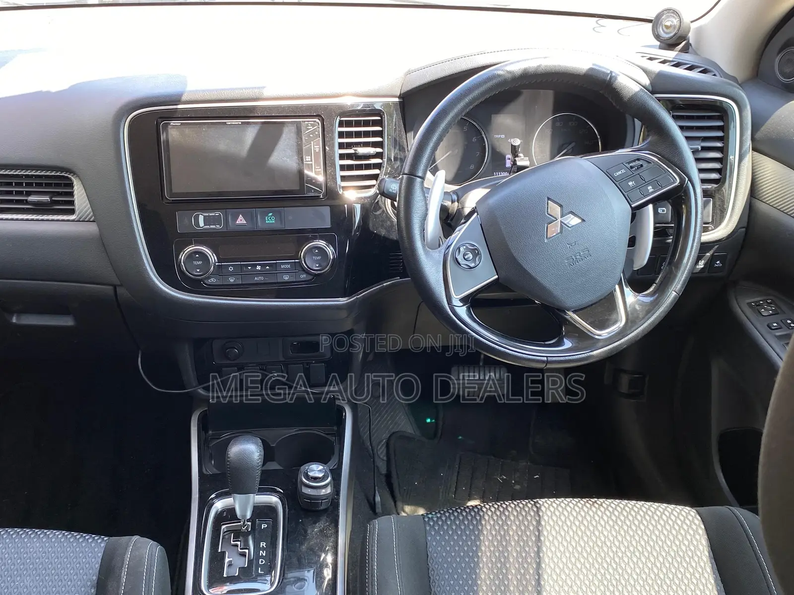 Mitsubishi Outlander 2018 White