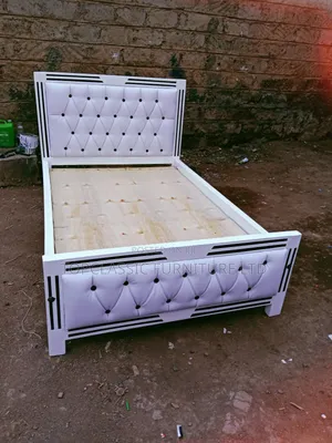 Bed 4x6 White Color