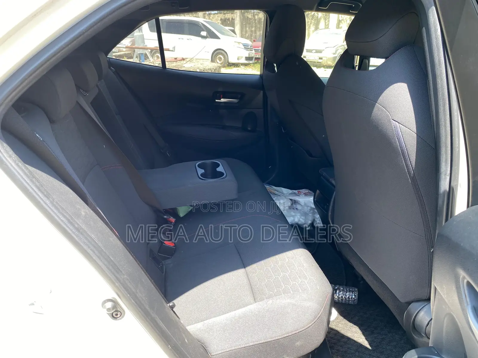 Toyota Corolla 2018 White