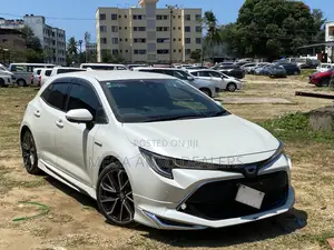 Toyota Corolla 2018 White