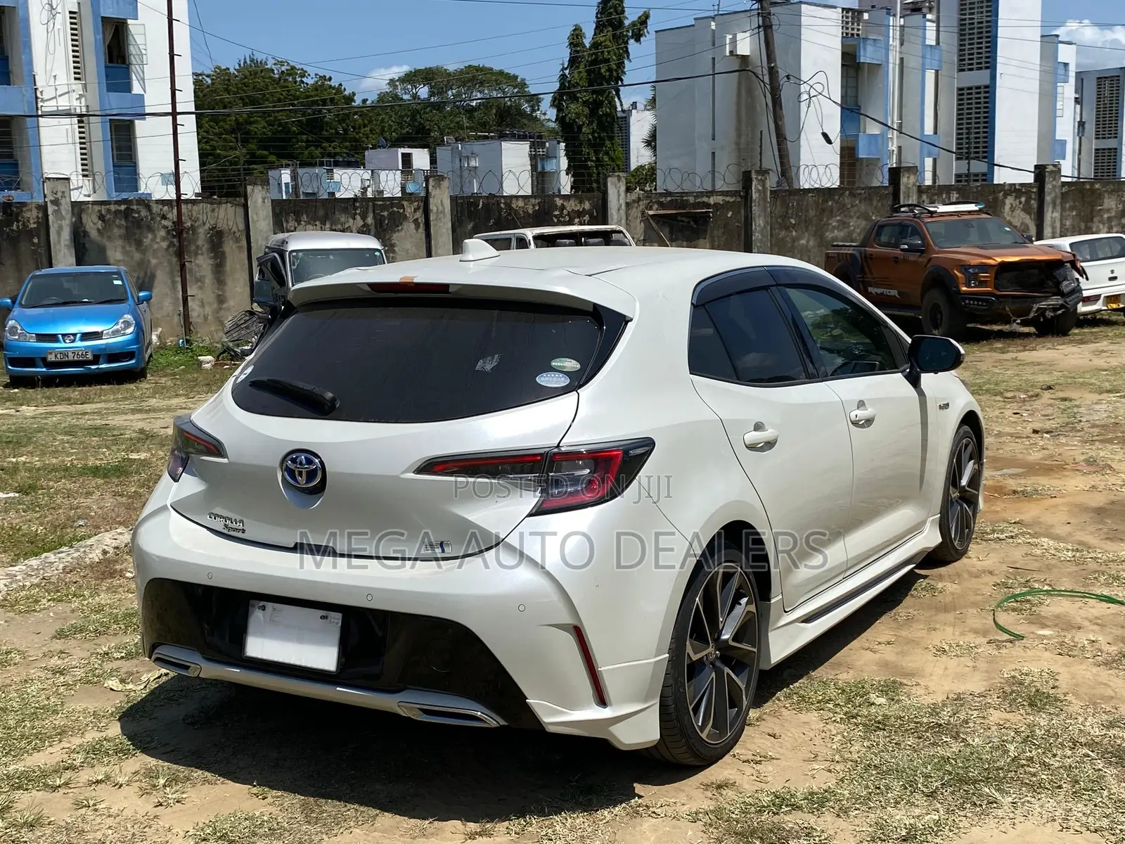 Toyota Corolla 2018 White