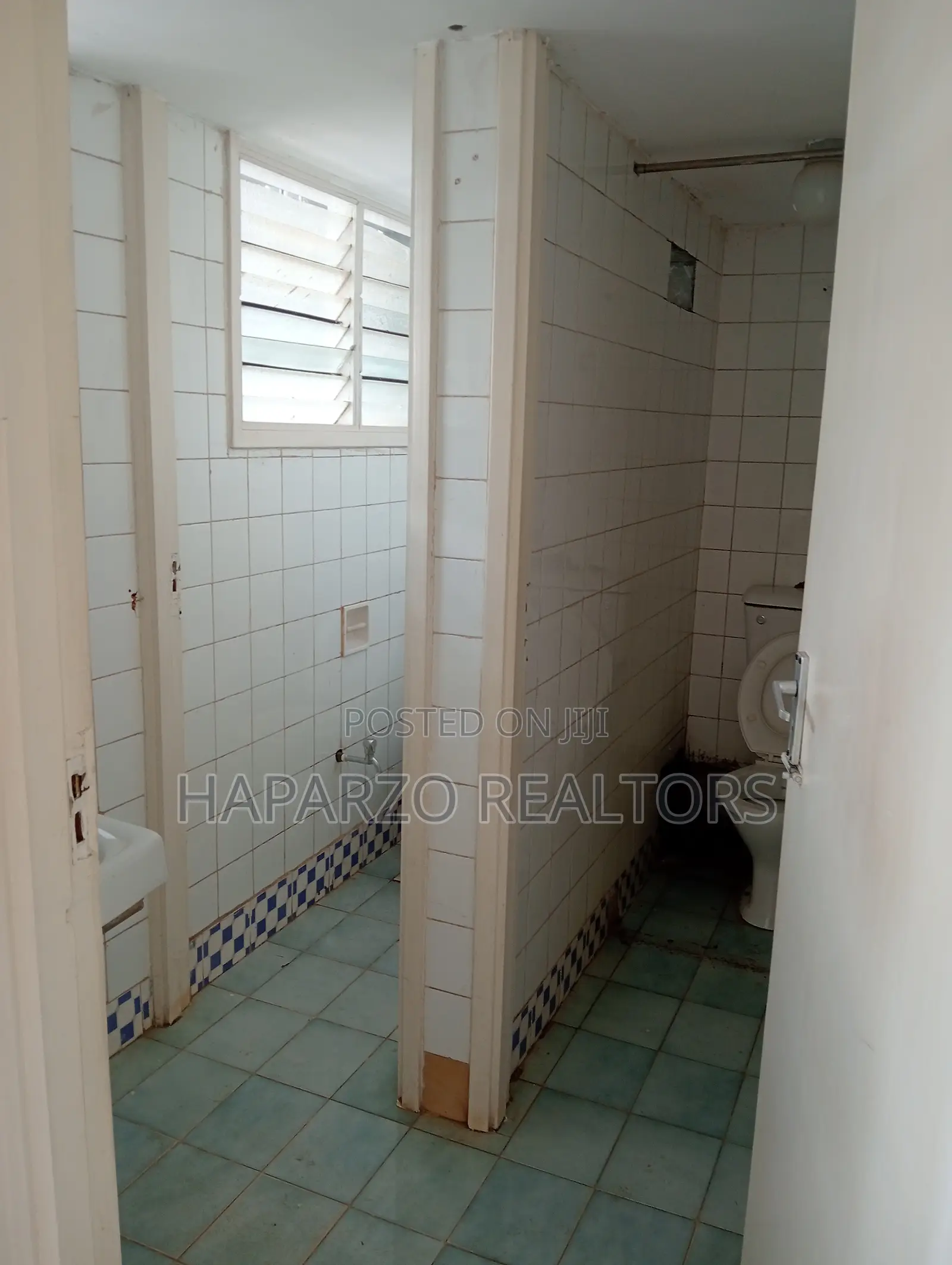To Let: 4-Bedroom Commercial Maisonette Off Waiyaki Way, Westlands
