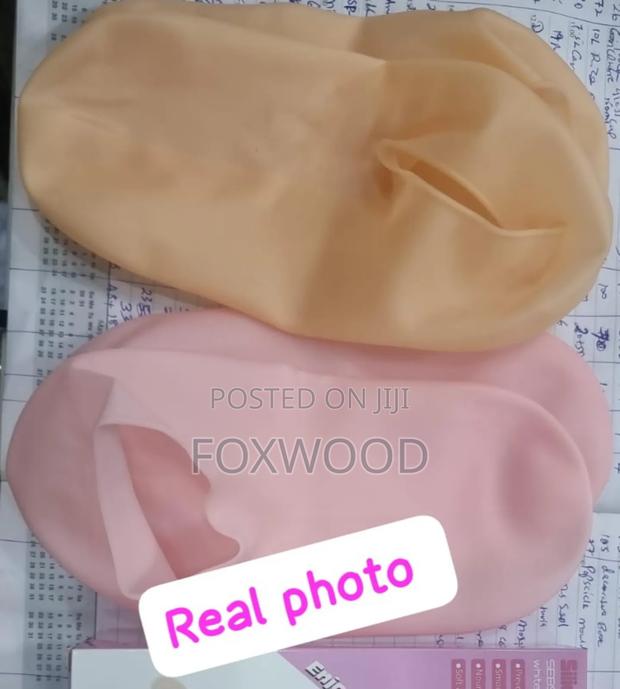 Spa Gel Moisturizing Socks Pair - thumbnail 3