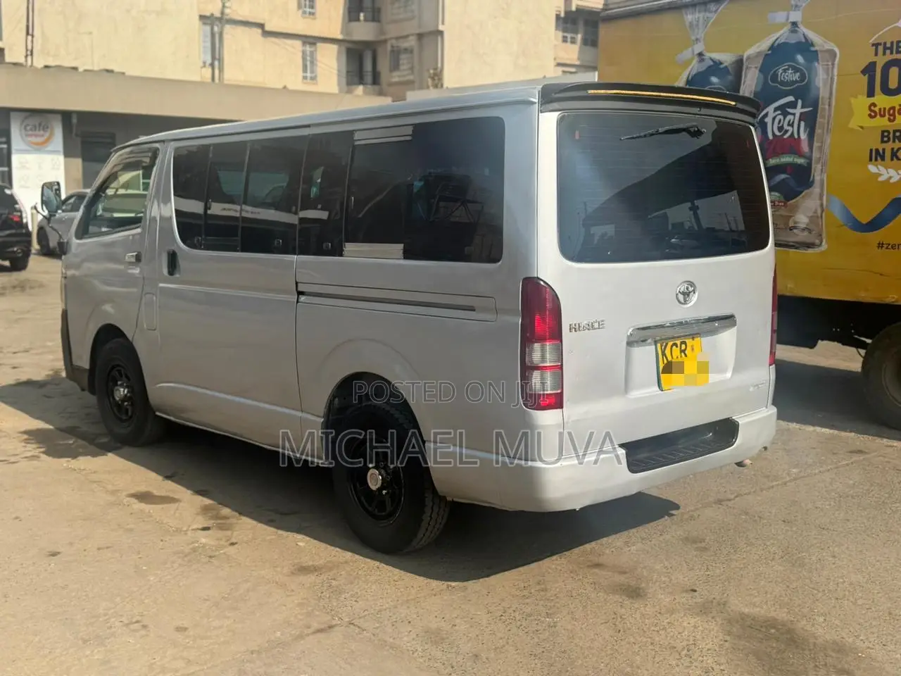 Toyota HiAce 2011 Silver