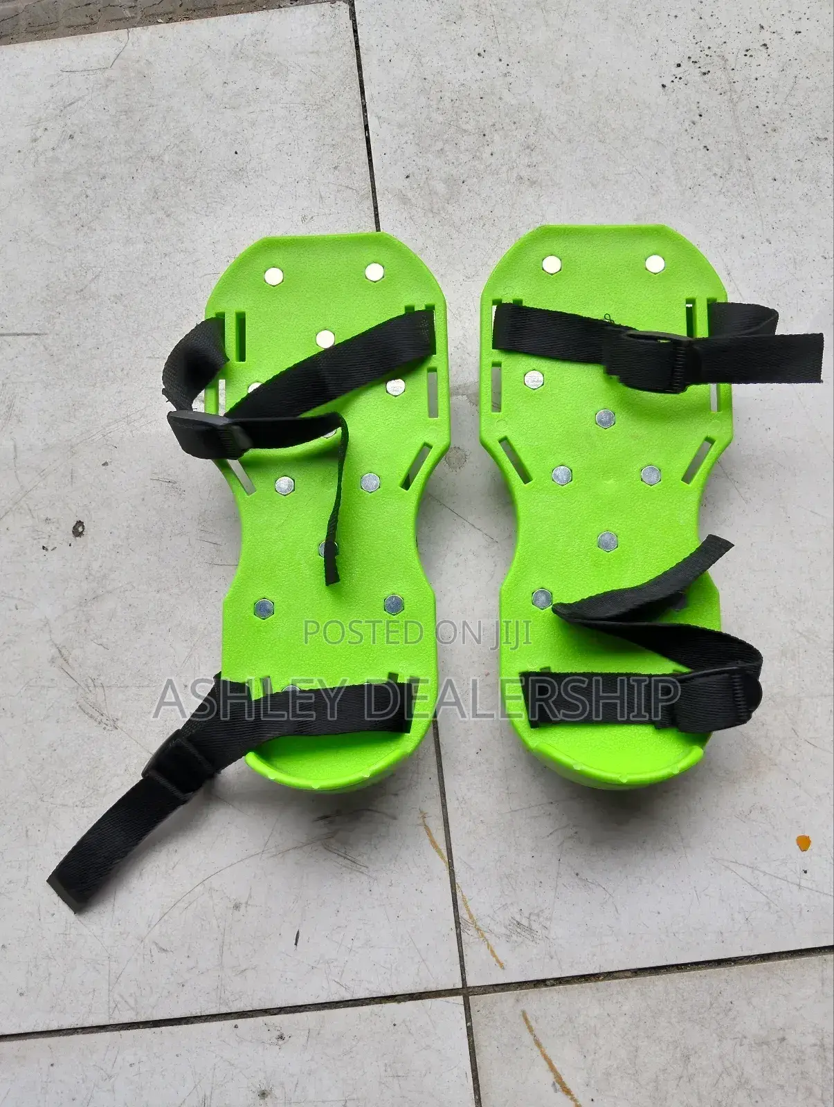 Epoxy Spiked Shoes