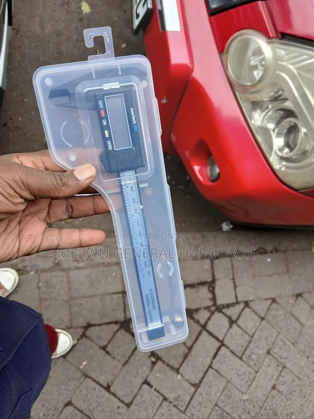 Electronic Digital Calipper 150mm - main view