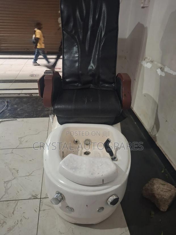 Pedicure Seat - thumbnail 3