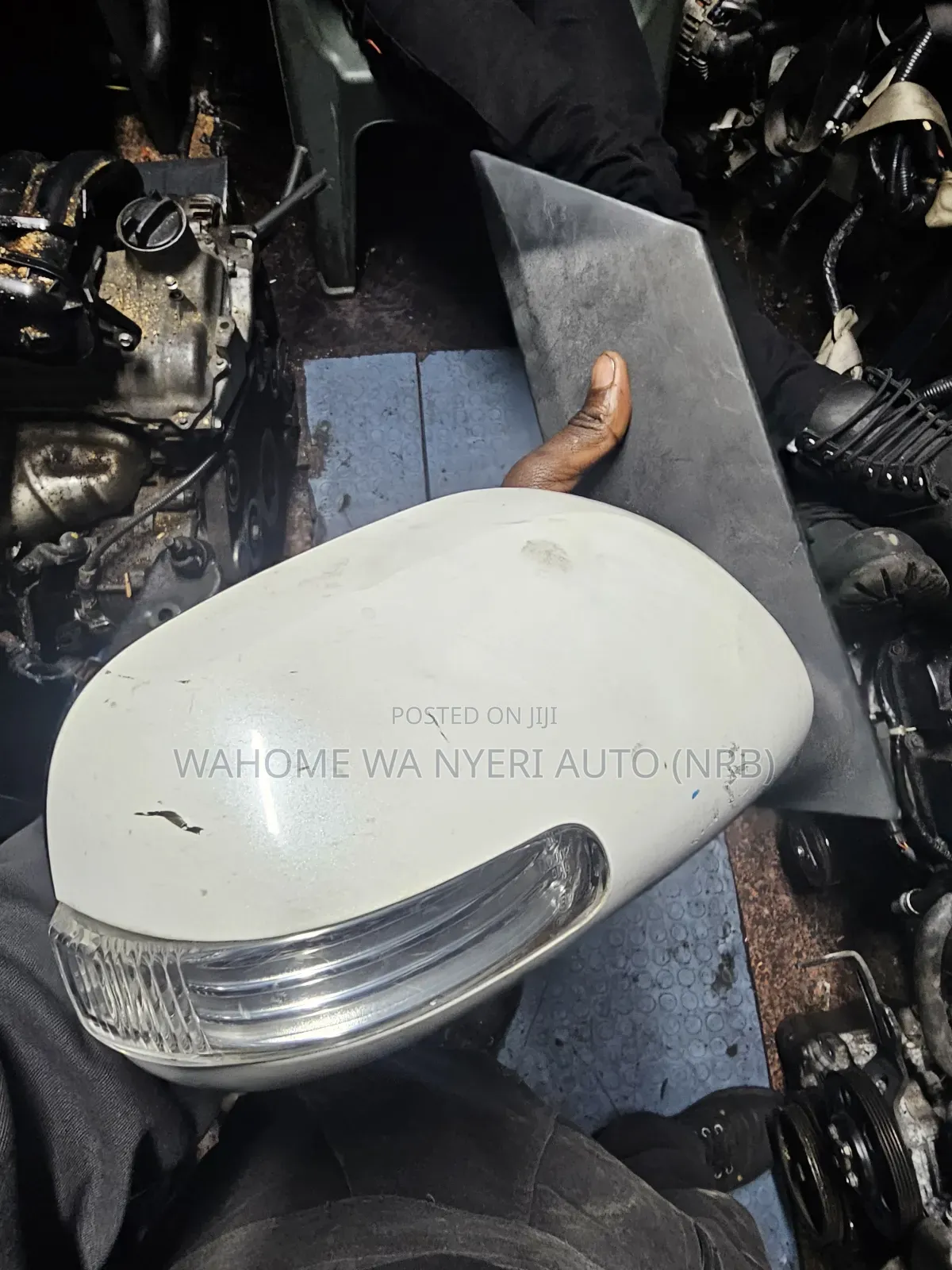 Side Mirror Isis With Indicator