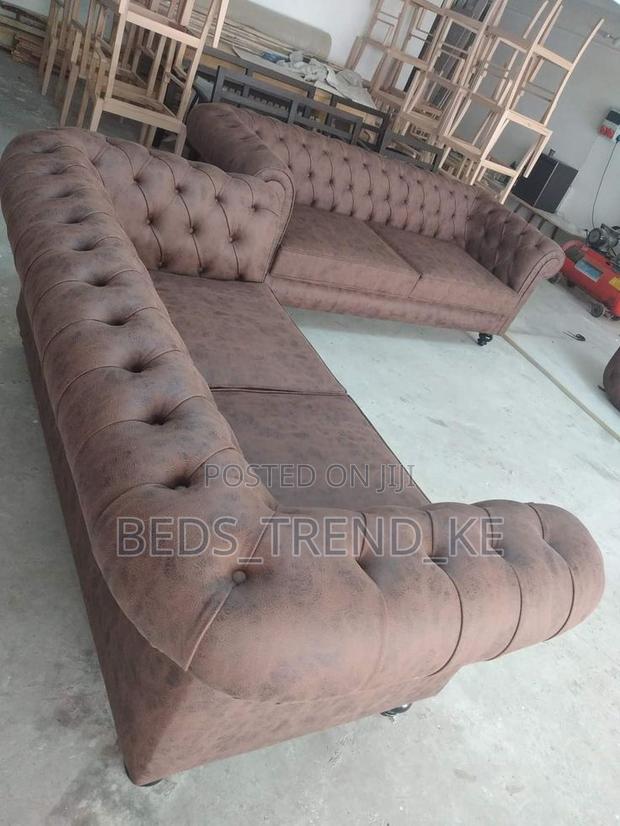 Optimized 5 Seater Modern Chester Sofa - main view