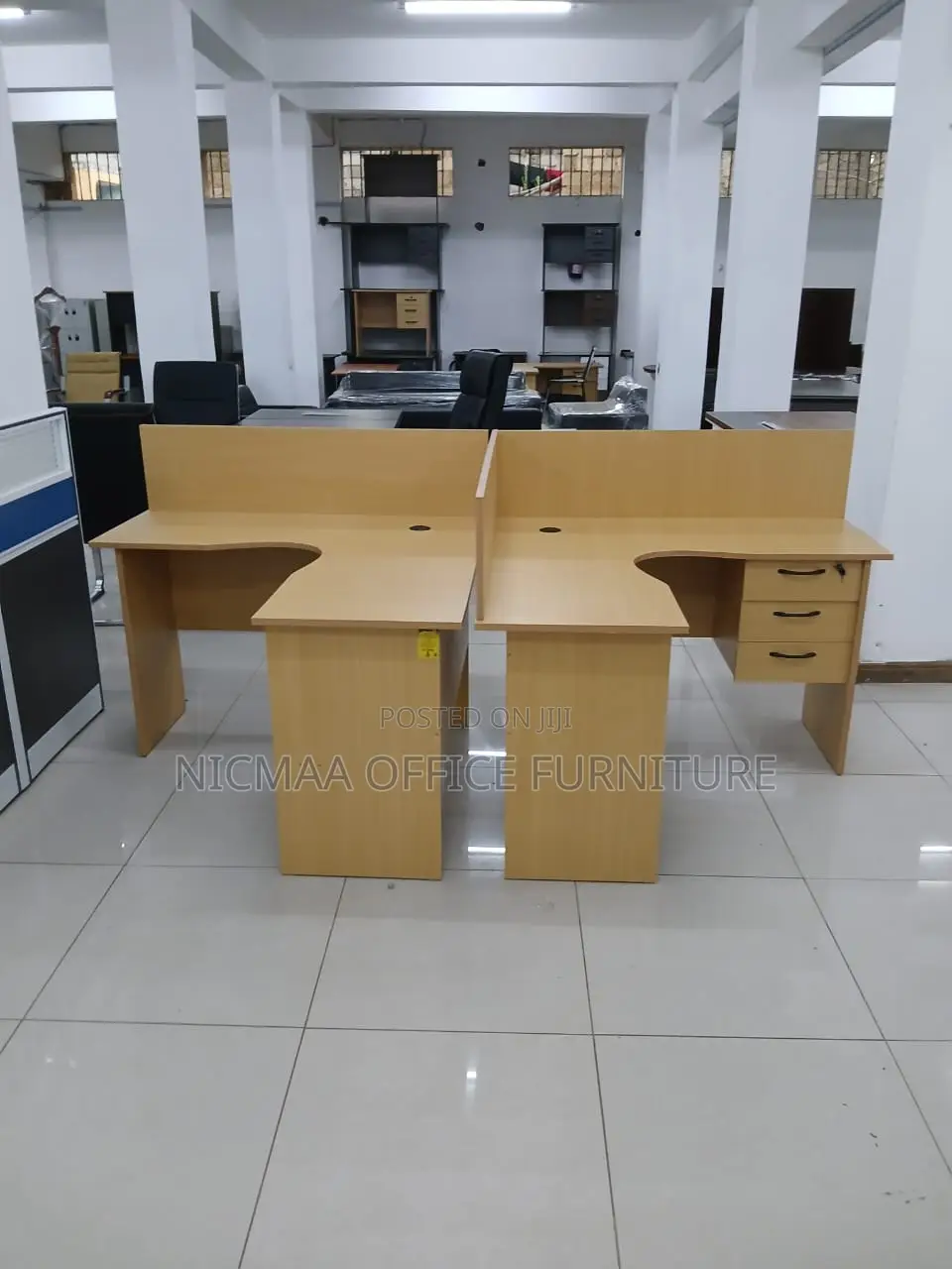 2-Way Advanced Workstation