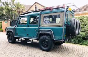 Land Rover Defender Base 4x4 1993 Green