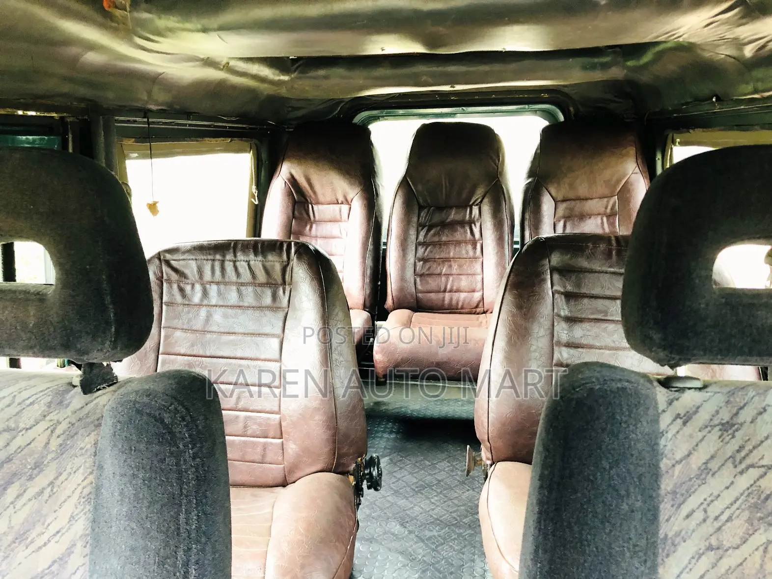 Land Rover Defender Base 4x4 1993 Green