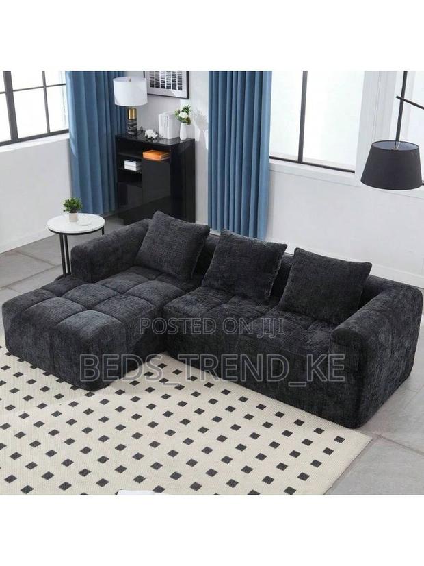 Precise 6 Seater Bubble L Sofa With Throw Pillows - main view
