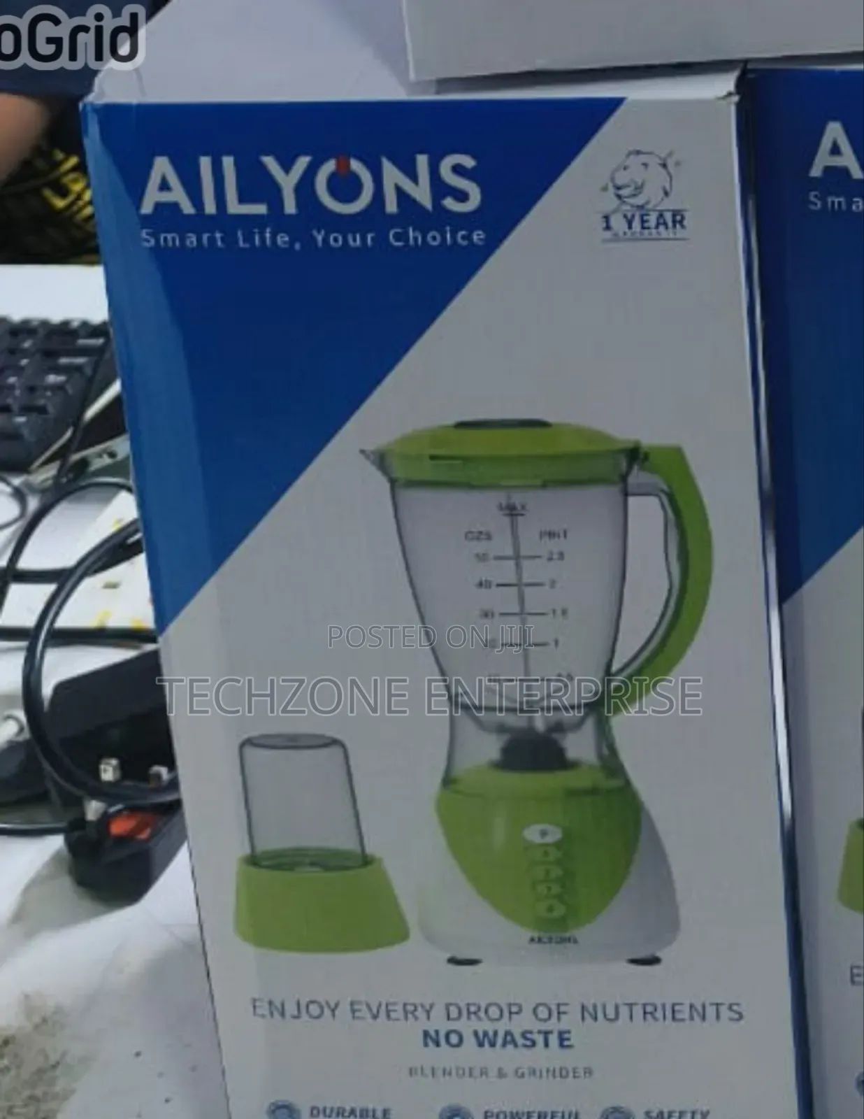 Ailyons Fy1731 2-in-1 Blender
With 350 Watts 
